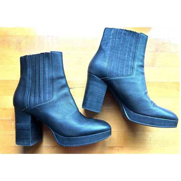 Eileen Fisher Harp Leather Platform Ankle Bootie Black Slip On Size 9 - Picture 1 of 11